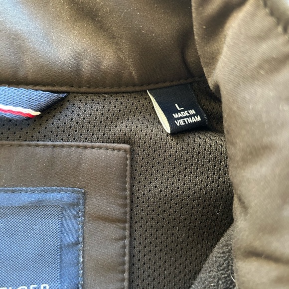 Men’s Tommy Hilfiger Soft Shell Classic Zip Front Jacket (Large) - Picture 4 of 6